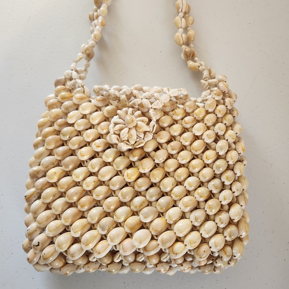 Vintage Cowrie Shell Seashell Crossbody Bag Purse Crossbody Boho 1970s 70s Beach - Picture 2 of 9